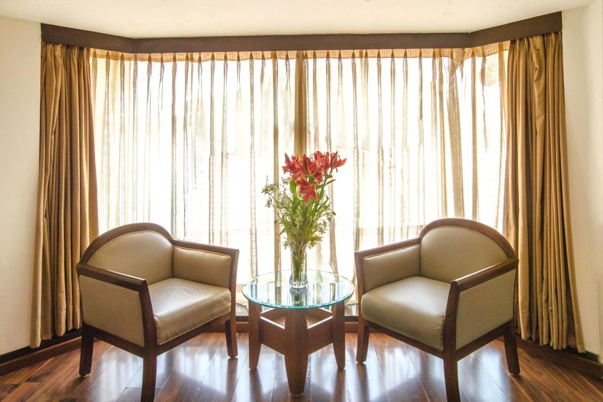 Monarch Brigade Road Hotel Bengaluru Kültér fotó