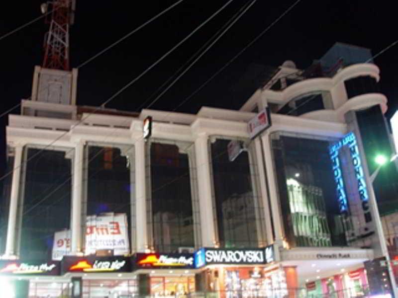 Monarch Brigade Road Hotel Bengaluru Kültér fotó