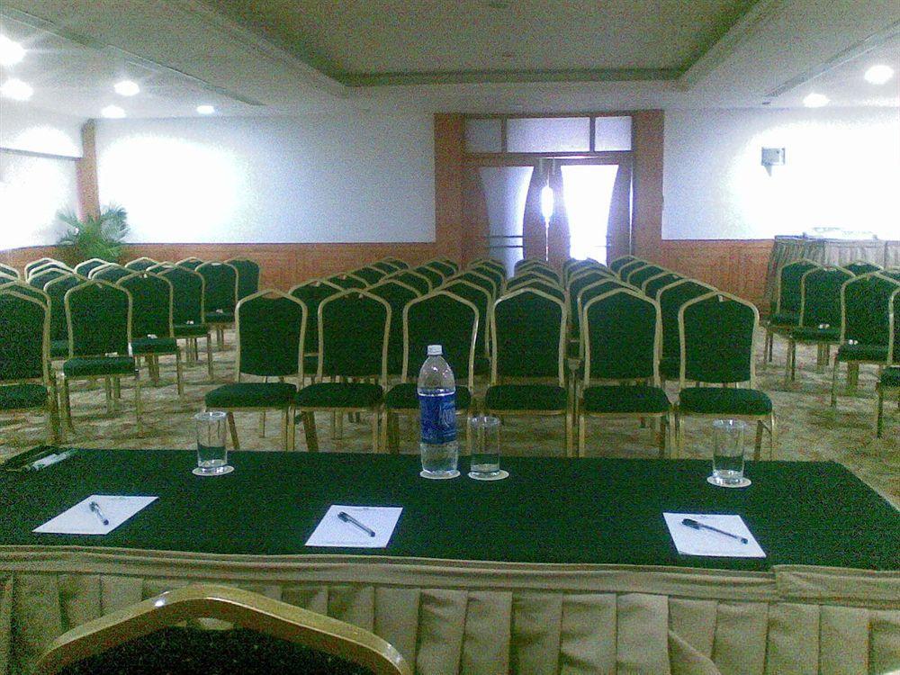 Monarch Brigade Road Hotel Bengaluru Kültér fotó