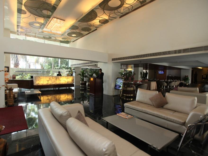Monarch Brigade Road Hotel Bengaluru Kültér fotó